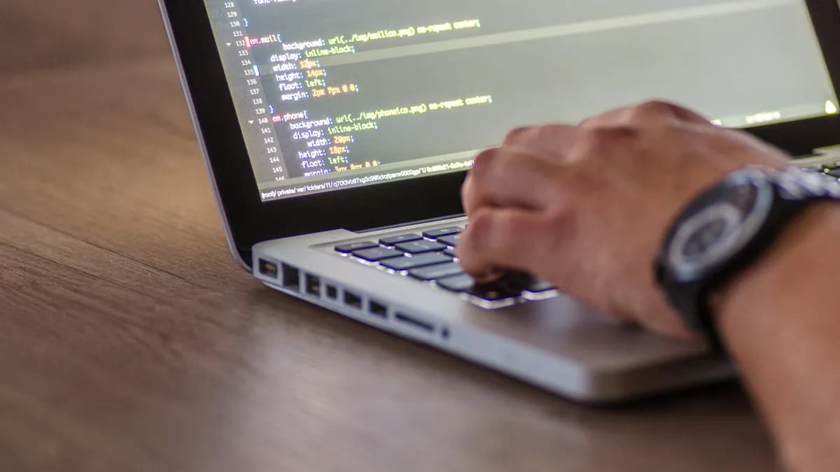 Customer Support Failure Modes and Recovery
